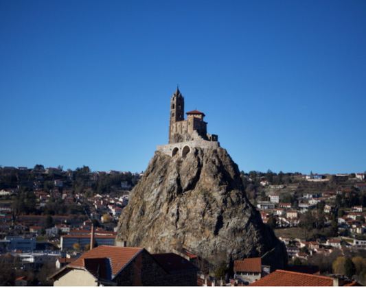 10月20日のブログ~フランスの小さな街~ル・ピュイ=アン=ヴレLe Puy-en-Vela~