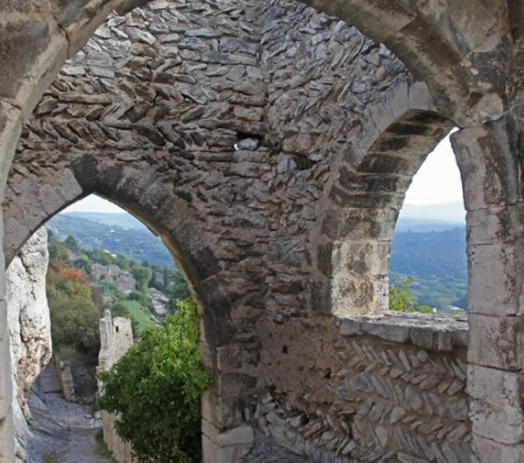 11月1日のブログ~フランスの小さな街~サン・サチュルナン・レ・ザプト Saint-Saturnin-lès-Apt