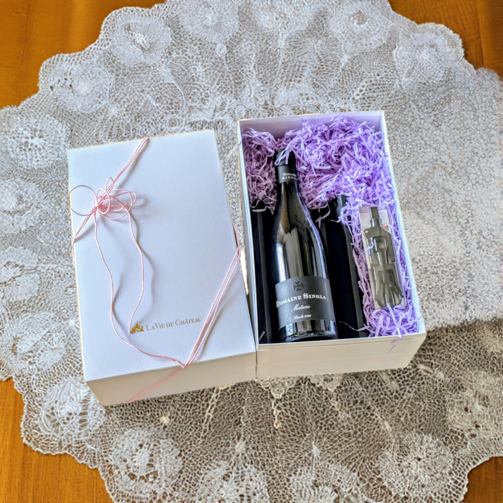 Vin rouge sélectionné (Mataro) et coffret cadeau ouvre-bouteille Lu Cruse
