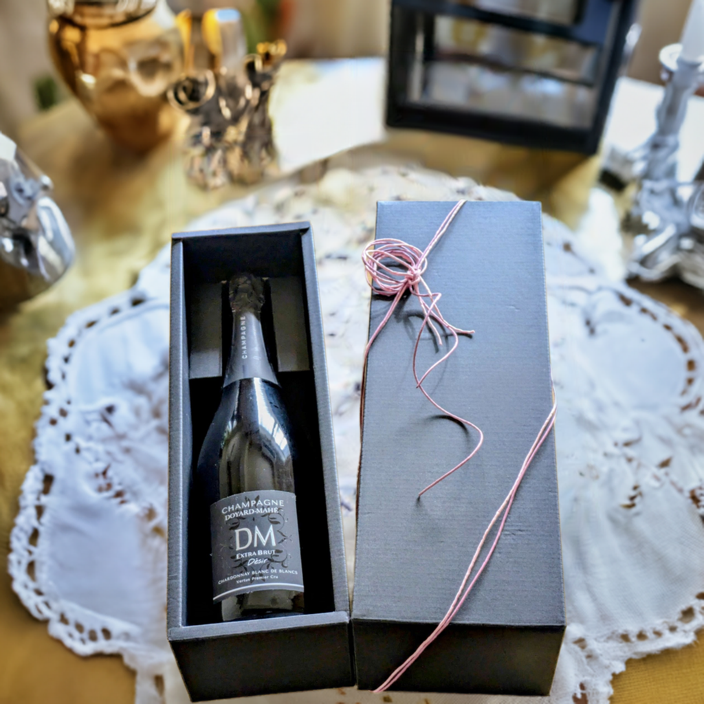 Champagne Doyarumae Premier Cru en coffret cadeau