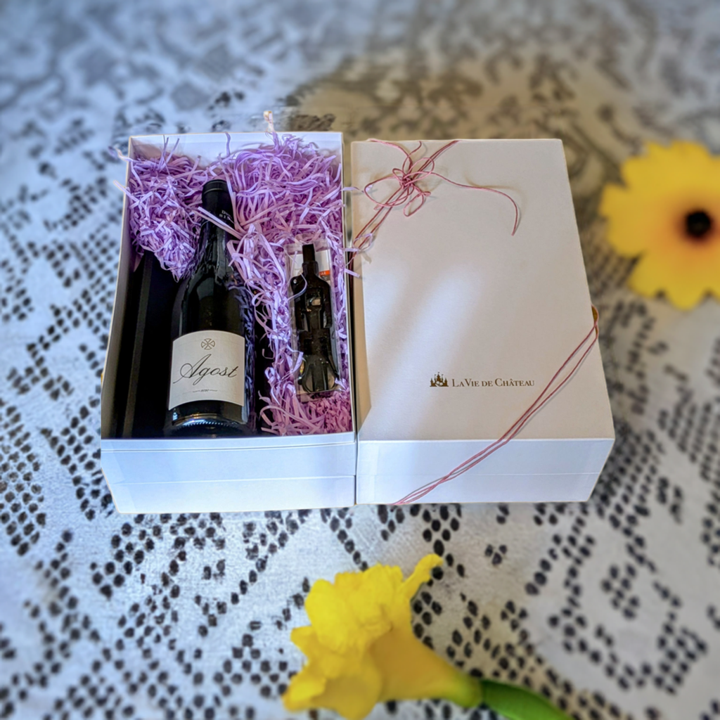 Coffret A de vin blanc (avec Orgos) et accessoires de vin pour les gourmets
