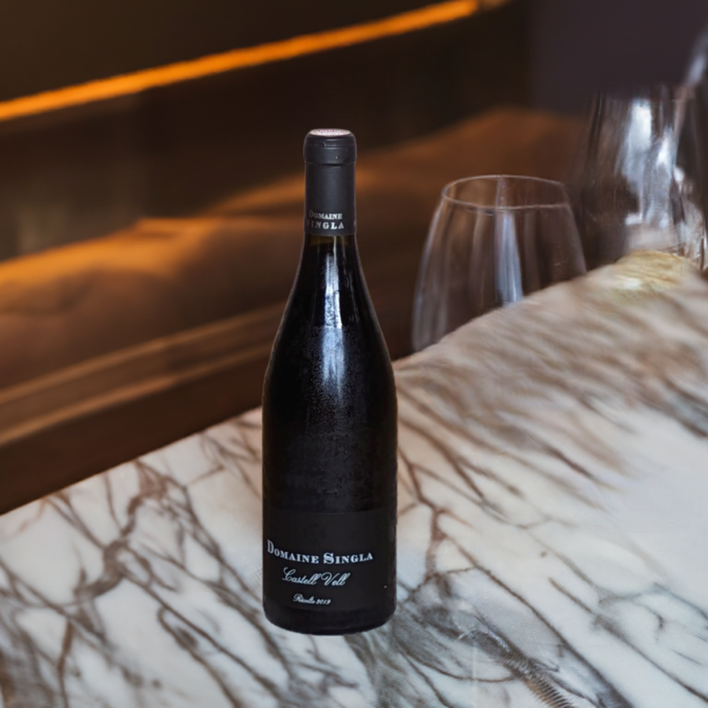 Coffret cadeau de vin rouge populaire du Roussillon (Casteel Bell et vin blanc)