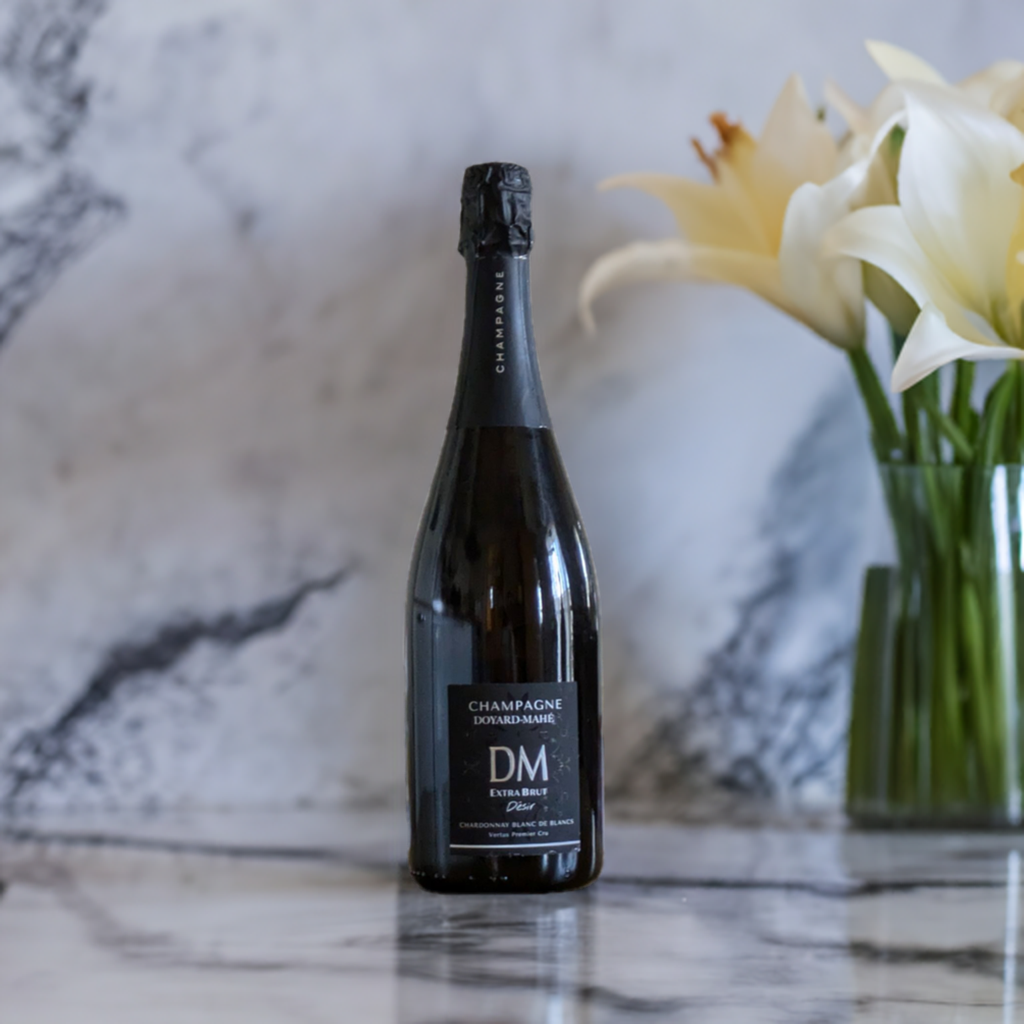 Champagne Doyarumae Premier Cru en coffret cadeau