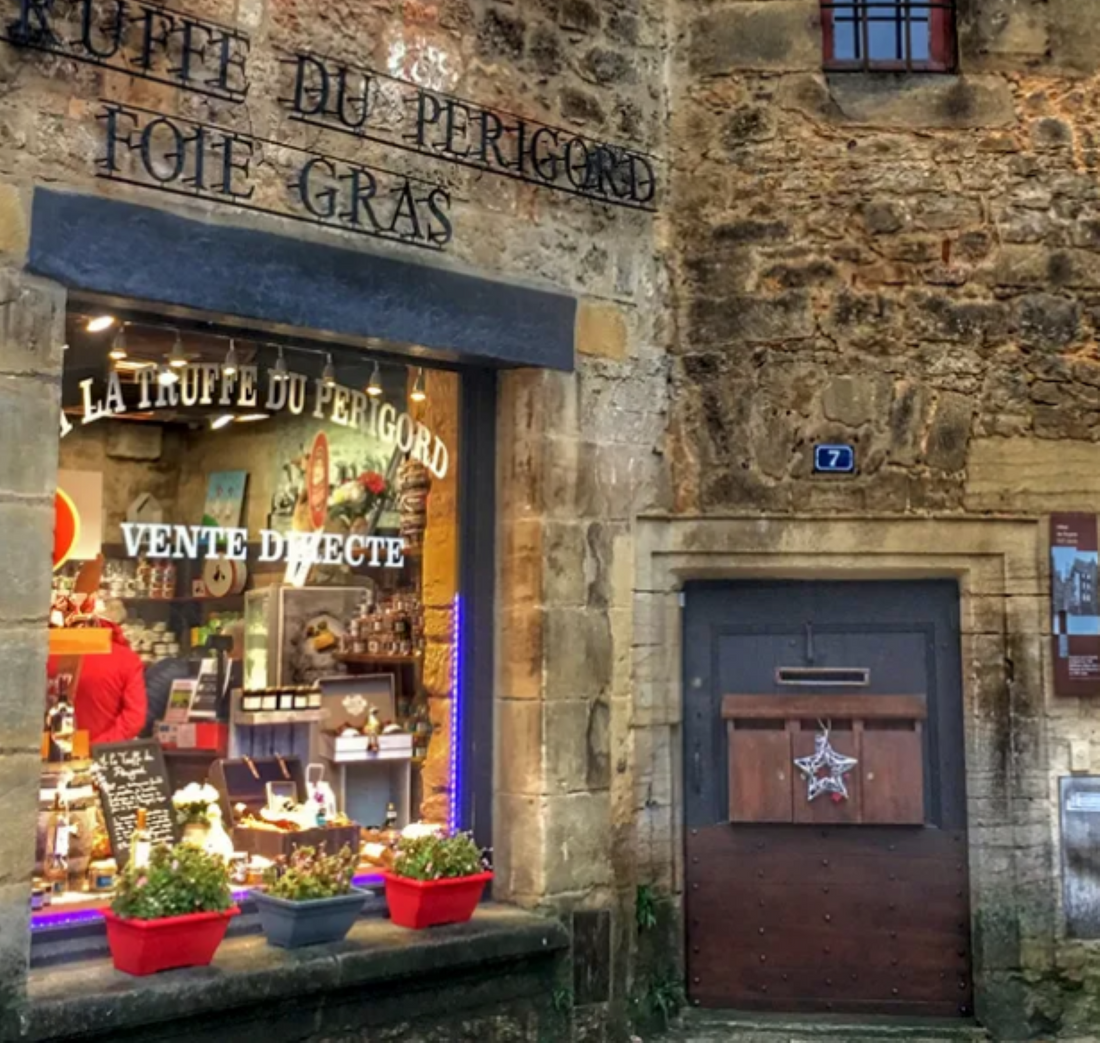 12月20日のブログ～フランス人がクリスマスにに過ごしたい場所～ドルドーニュ地方のサルラ