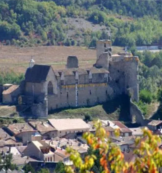 11月26日のブログ～フランスの小さな街～GAPギャップ