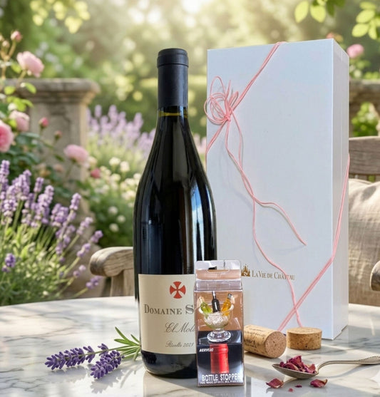 お酒好きの方への贅沢なプレゼントに 重厚な赤ワインとストッパー 豪華BOX付