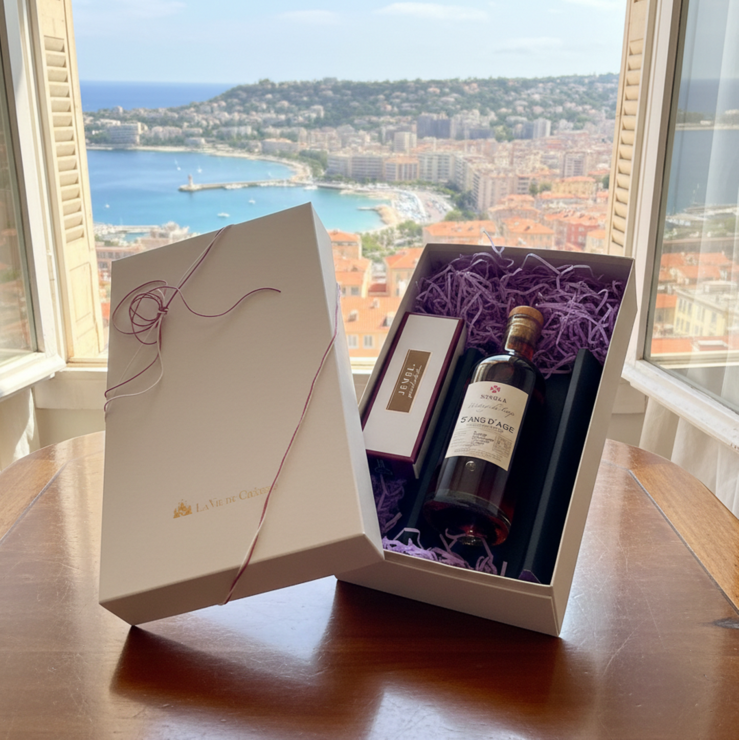 ホワイトデー特別価格【運命のマリアージュ】ドメーヌシングラ ｜ ヘリテージ5ANE ｜デザートワイン｜ ピスタチオ5種チョコ セット 【至高のホワイトデー】 熟成デザートワイン ｜ 白地×金箔BOX ｜ 高級ギフト｜ お礼