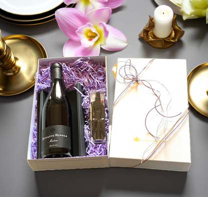 Vin rouge sélectionné (Mataro) et coffret cadeau ouvre-bouteille Lu Cruse