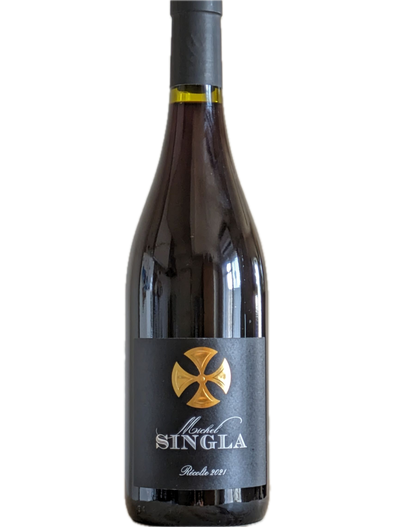 Michael Singla ( a slightly pleasant blackberry scent by Domaine Singla )