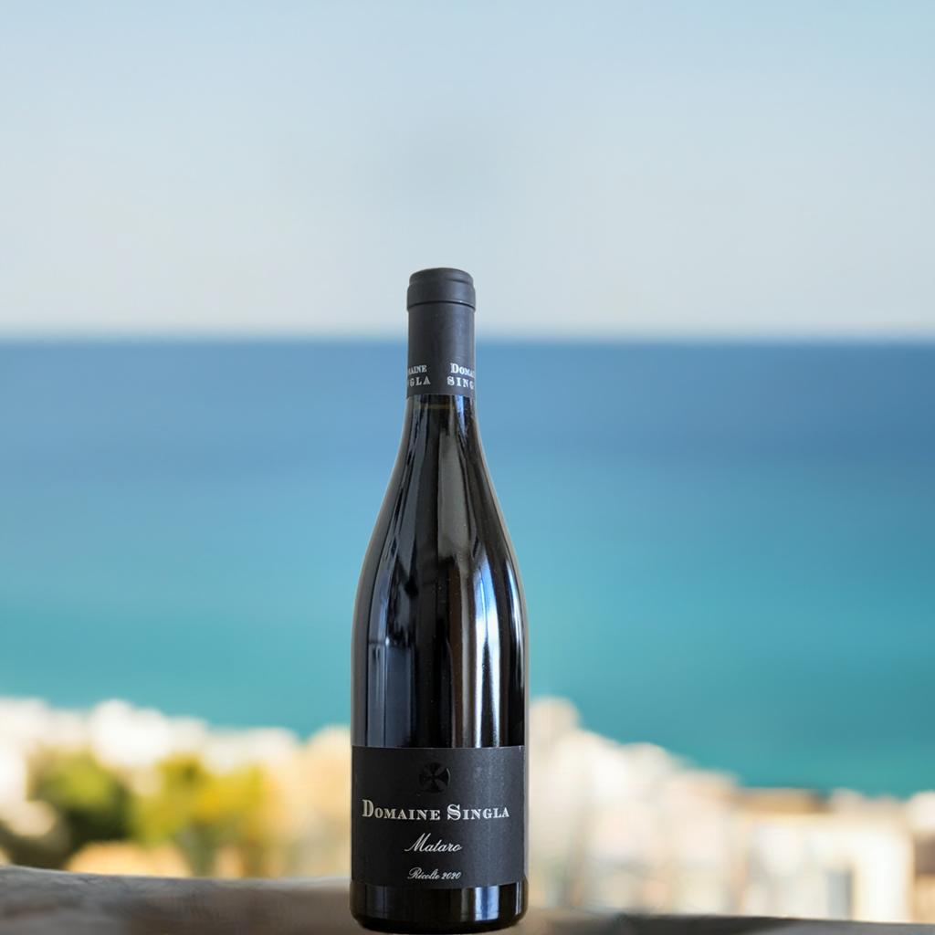 Mataro (vin rouge) dans une boîte cadeau