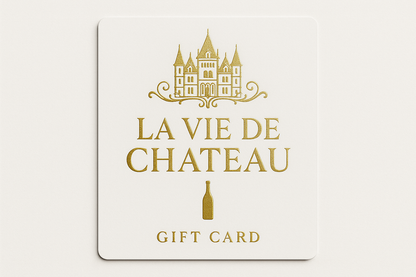 La vie de chateauギフトカード　白地にゴールド文字、シャトーマークとボトルマーク入り　豪華なイメージ
