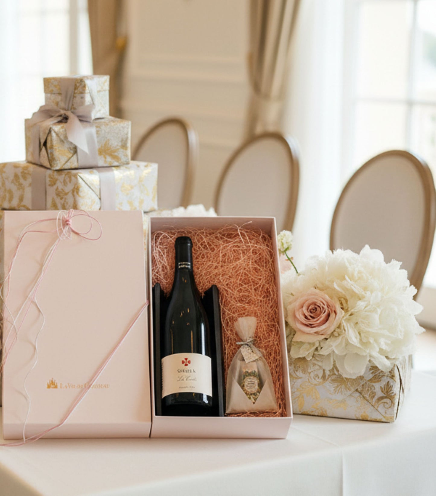 結婚式・誕生日 南仏白ワイン＆プロヴァンスハンドクリーム ギフトセット BOX付き｜ラコストゥ